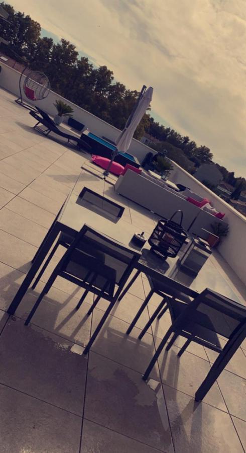 Appartement Rooftop Avec Piscine Aviñón Exterior foto